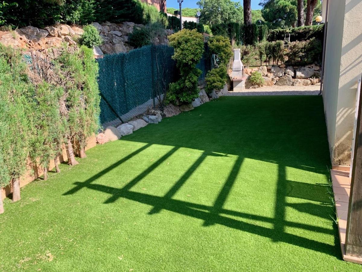 Vila Hauzify I Casa Les Penyes Sant Feliu de Guíxols Exteriér fotografie