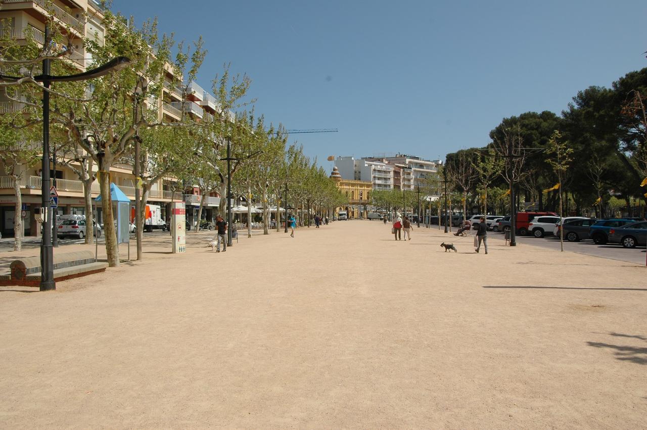 Vila Hauzify I Casa Les Penyes Sant Feliu de Guíxols Exteriér fotografie